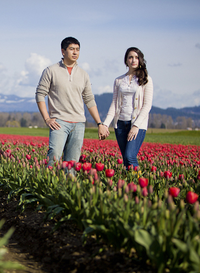 tulip festival seattle wa engagement session